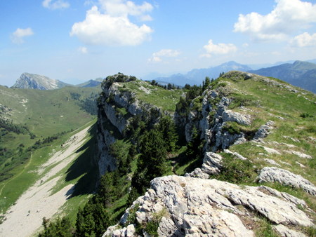 Photograph of the northern ridge of les Rochers de Chalves