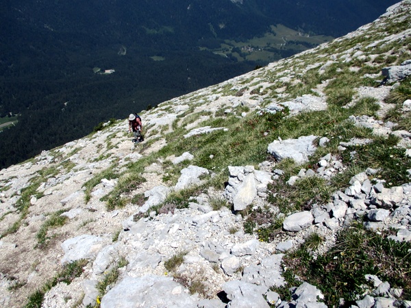 Photograph of the final ascent of the western flanks of Chamechaude