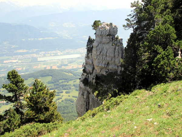 Photograph of the pinnacle at the head of the Pas de la Rousse on the Aulp Seuil