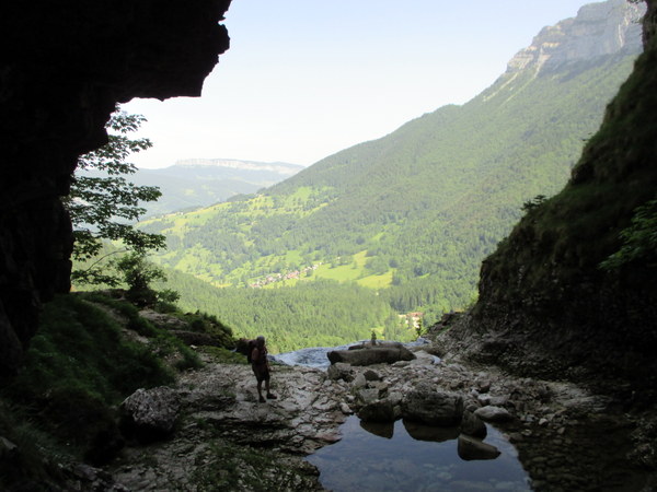 Photograph of the Grotte Guiers Vif resurgence platform