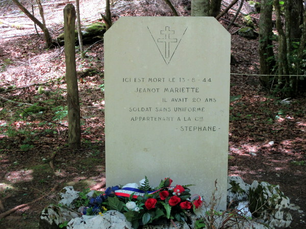 Photograph of a resistance fighter's memorial in the Cirque de Saint Même